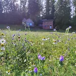 بيت للعطل Slow Huts