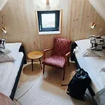 Slow Huts * مينزغوجة