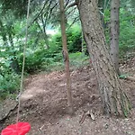 بيت للعطل Slow Huts مينزغوجة