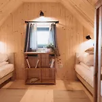 Slow Huts بيت للعطل *