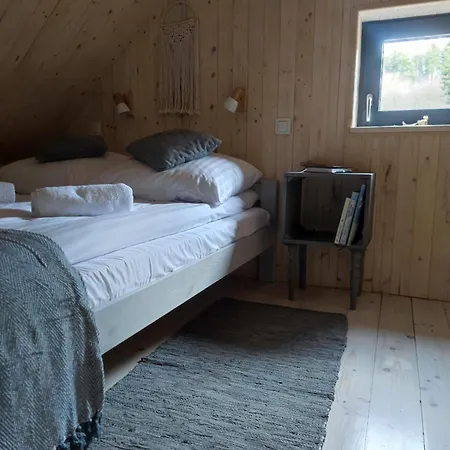 Slow Huts Дом отдыха *