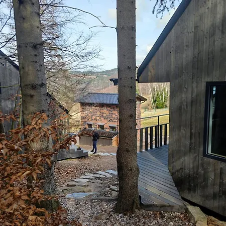 Slow Huts Semesterbostad Miedzygorze