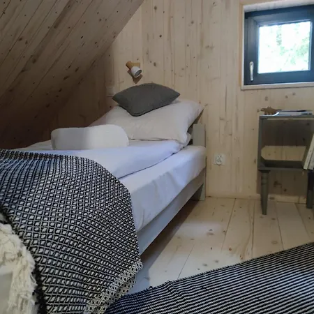 Slow Huts Miedzygorze