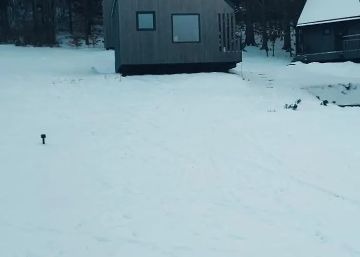 Slow Huts Dom wakacyjny *